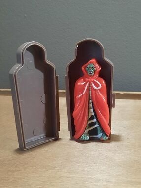 Vintage 1986 Telepix Thundercats Mumm-Ra 2.5" Mini Action Figure w/ Coffin